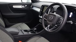 2024 (73) VOLVO XC40 2.0 B3P Core 5dr Auto 4830751