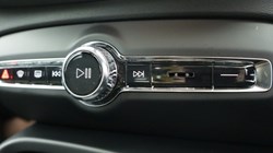 2024 (73) VOLVO XC40 2.0 B3P Core 5dr Auto 4954747