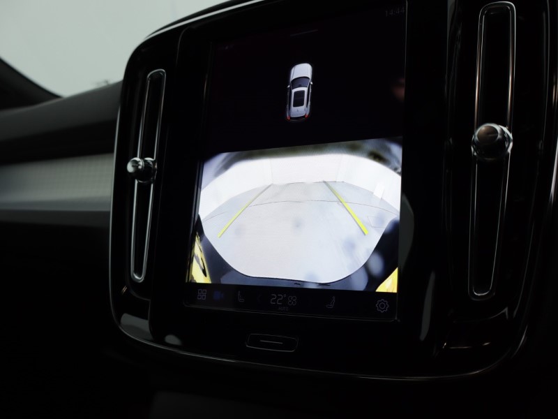 2024 (73) VOLVO XC40 2.0 B3P Core 5dr Auto 4954750