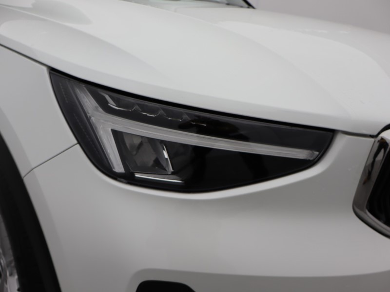 2024 (73) VOLVO XC40 2.0 B3P Core 5dr Auto 4954706