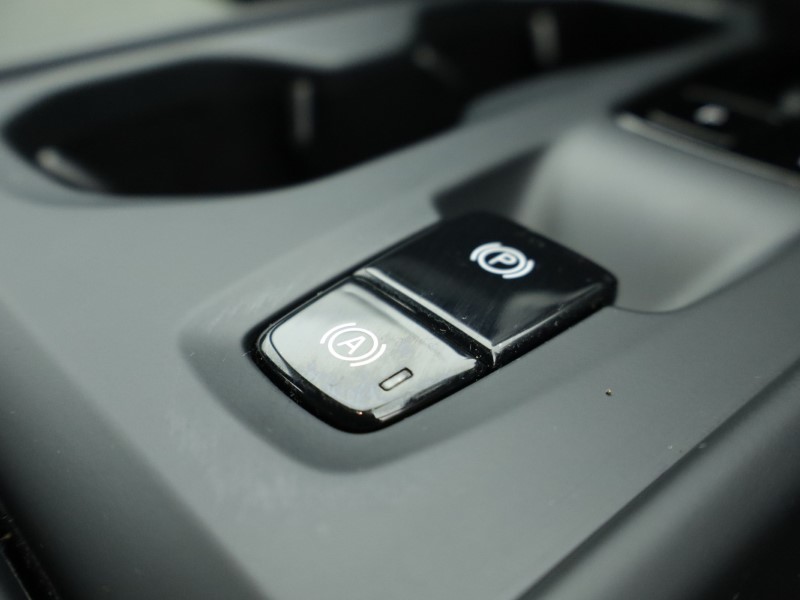 2024 (73) VOLVO XC40 2.0 B3P Core 5dr Auto 4954745