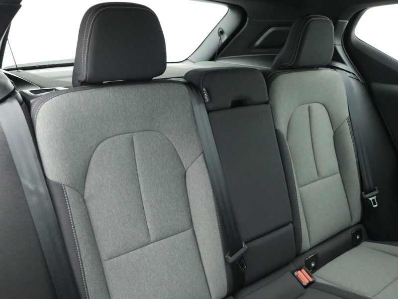 2024 (73) VOLVO XC40 2.0 B3P Core 5dr Auto 4954737