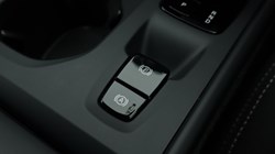 2024 (73) VOLVO XC40 2.0 B3P Core 5dr Auto 4830770