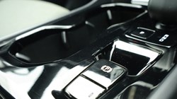 2023 (23) VOLVO XC40 2.0 B3P Plus Dark 5dr Auto 4831050