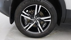 2023 (23) VOLVO XC40 2.0 B3P Plus Dark 5dr Auto 4831015