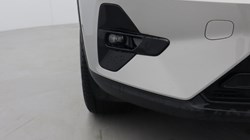 2023 (23) VOLVO XC40 2.0 B3P Plus Dark 5dr Auto 4831009