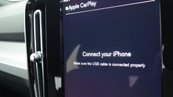 2022 (72) VOLVO XC40 2.0 B3P Plus Dark 5dr Auto 4831622