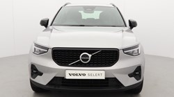 2022 (72) VOLVO XC40 2.0 B3P Plus Dark 5dr Auto 4831571