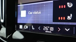 2022 (72) VOLVO XC40 2.0 B3P Plus Dark 5dr Auto 4831623