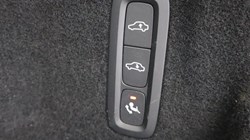 2020 (20) VOLVO XC60 2.0 T8 390 Hybrid Inscription Pro 5dr AWD G tronic 4830263