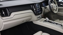 2020 (20) VOLVO XC60 2.0 T8 390 Hybrid Inscription Pro 5dr AWD G tronic 4830233