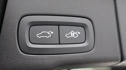 2020 (20) VOLVO XC60 2.0 T8 390 Hybrid Inscription Pro 5dr AWD G tronic 4830262