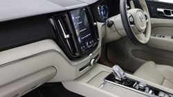 2020 (20) VOLVO XC60 2.0 T8 390 Hybrid Inscription Pro 5dr AWD G tronic 4830234