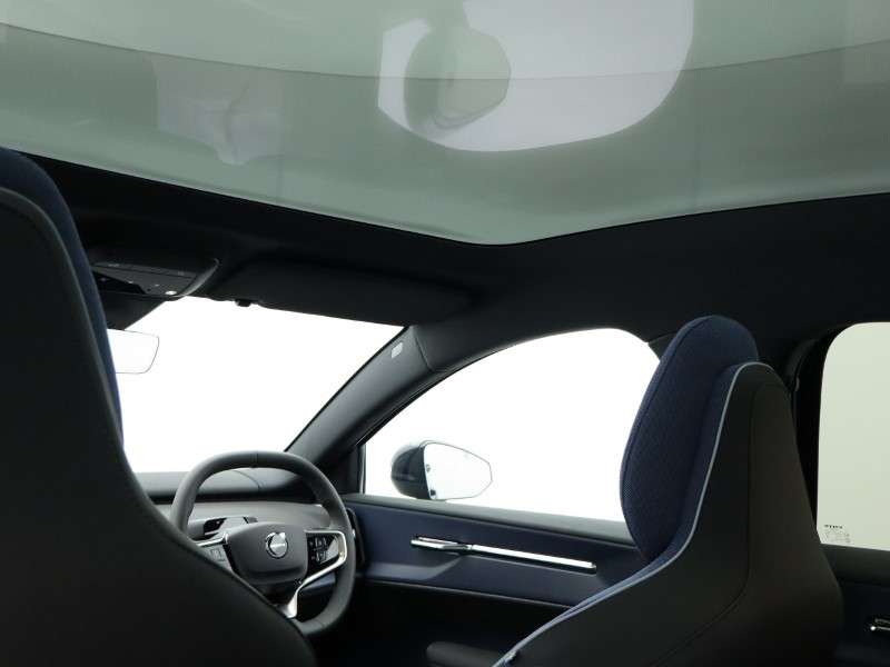 2025 (75) VOLVO EX30 315kW Twin Motor Performance Ultra 69kWh 5dr Auto 4887027