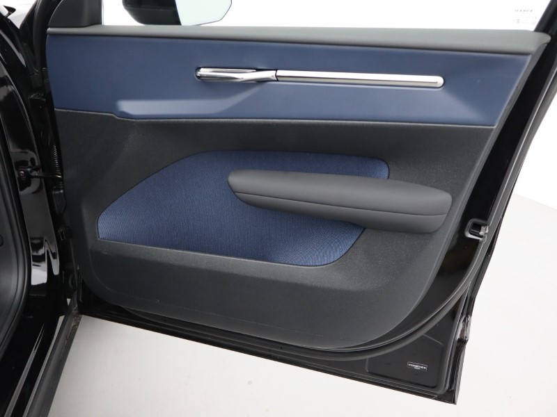 2025 (75) VOLVO EX30 315kW Twin Motor Performance Ultra 69kWh 5dr Auto 4887010