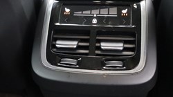 2023 (23) VOLVO XC60 2.0 B4P Plus Dark 5dr Geartronic 4861485