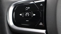 2023 (23) VOLVO XC60 2.0 B4P Plus Dark 5dr Geartronic 4861488