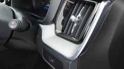 2023 (23) VOLVO XC60 2.0 B4P Plus Dark 5dr Geartronic 4861472