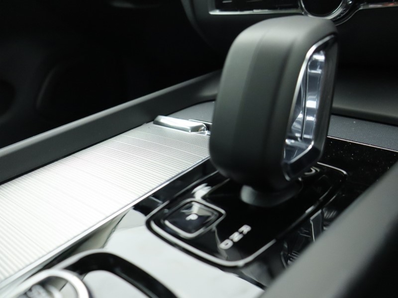 2025 (75) VOLVO V60 2.0 B4P Plus Dark 5dr Auto [7 speed] 4851356