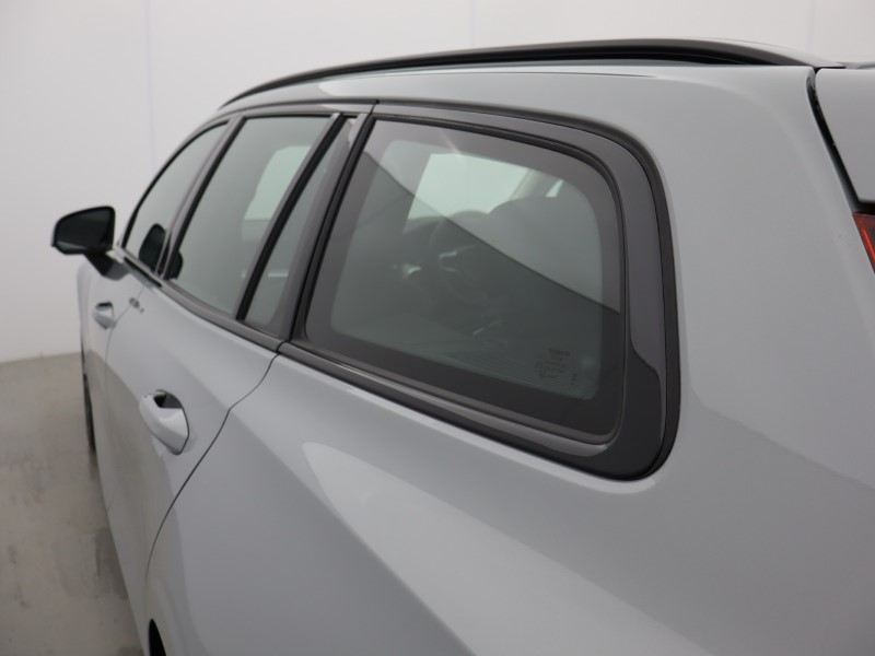 2025 (75) VOLVO V60 2.0 B4P Plus Dark 5dr Auto [7 speed] 4851324