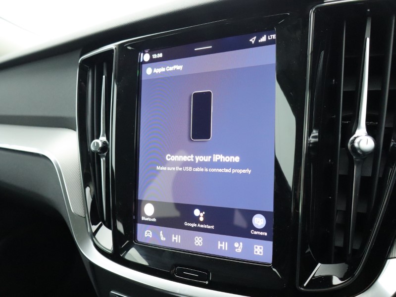 2025 (75) VOLVO V60 2.0 B4P Plus Dark 5dr Auto [7 speed] 4851353