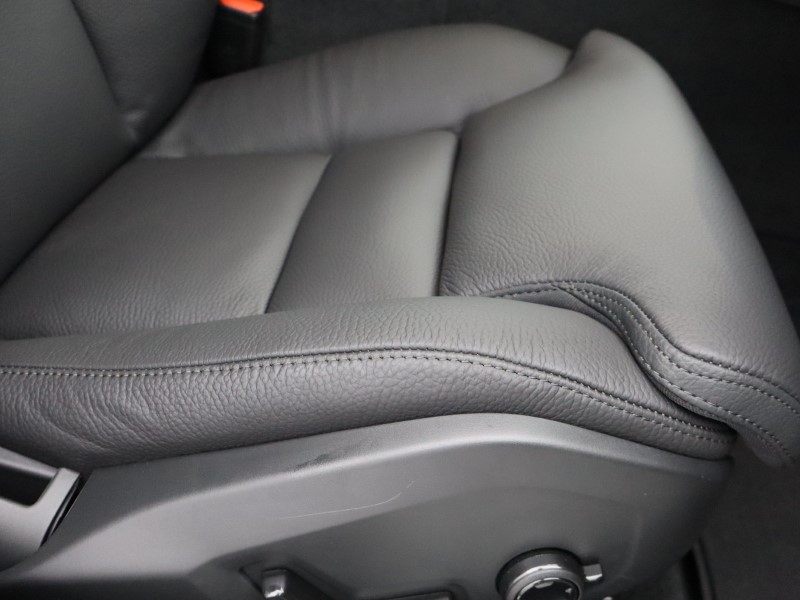 2025 (75) VOLVO V60 2.0 B4P Plus Dark 5dr Auto [7 speed] 4851332