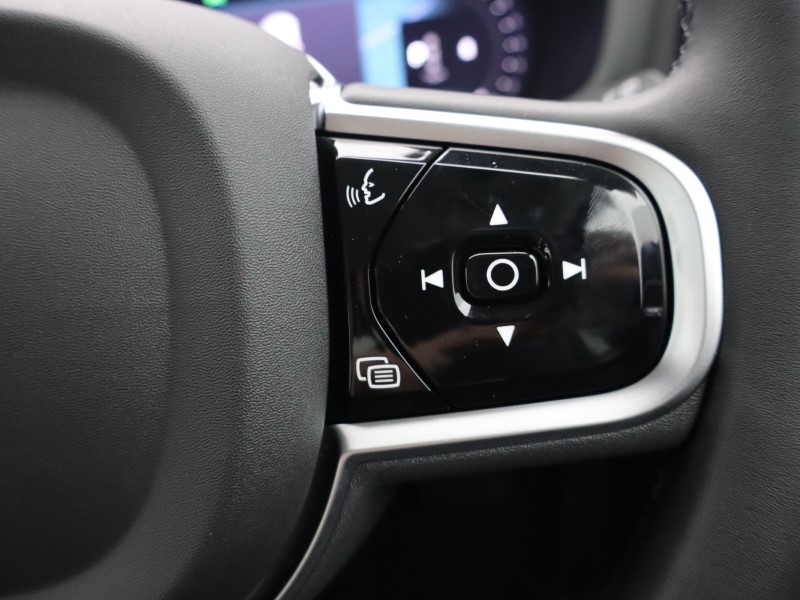 2025 (75) VOLVO V60 2.0 B4P Plus Dark 5dr Auto [7 speed] 4851346