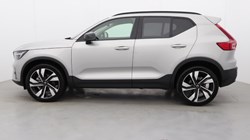 2025 (25) VOLVO XC40 2.0 B4P Ultra Dark 5dr Auto *VAT QUALIFYING* 4882547