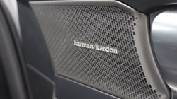 2025 (25) VOLVO XC40 2.0 B4P Ultra Dark 5dr Auto *VAT QUALIFYING* 4882580