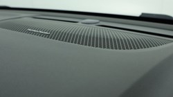 2025 (25) VOLVO XC40 2.0 B4P Ultra Dark 5dr Auto *VAT QUALIFYING* 4882605