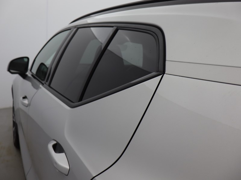 2025 (25) VOLVO XC40 2.0 B4P Ultra Dark 5dr Auto  *VAT QUALIFYING* 4882564