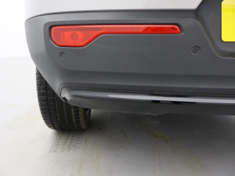 2025 (25) VOLVO XC40 2.0 B4P Ultra Dark 5dr Auto  *VAT QUALIFYING* 4882563