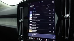 2025 (25) VOLVO XC40 2.0 B4P Ultra Dark 5dr Auto *VAT QUALIFYING* 4882599