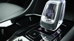 2025 (25) VOLVO XC40 2.0 B4P Ultra Dark 5dr Auto *VAT QUALIFYING* 4882602