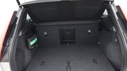 2025 (25) VOLVO XC40 2.0 B4P Ultra Dark 5dr Auto *VAT QUALIFYING* 4882560