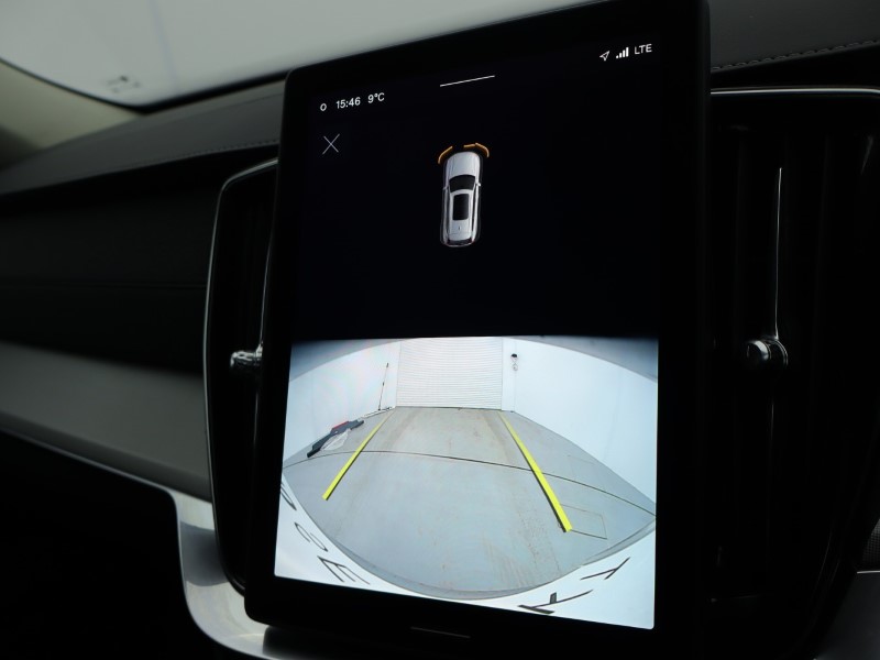 2025 (25) VOLVO XC90 2.0 B5P Core Bright 5dr AWD Geartronic *VAT QUALIFYING* 4871006