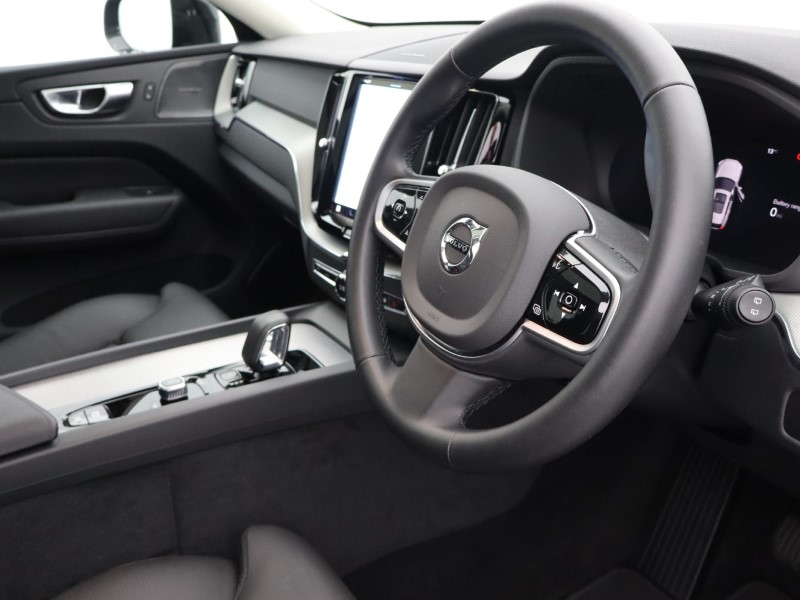 2025 (25) VOLVO XC60 2.0 T6 [350] RC PHEV Plus Dark 5dr AWD Geartronic  4894533