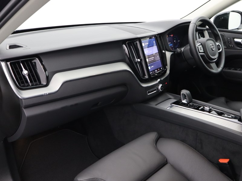 2025 (25) VOLVO XC60 2.0 T6 [350] RC PHEV Plus Dark 5dr AWD Geartronic  4894507