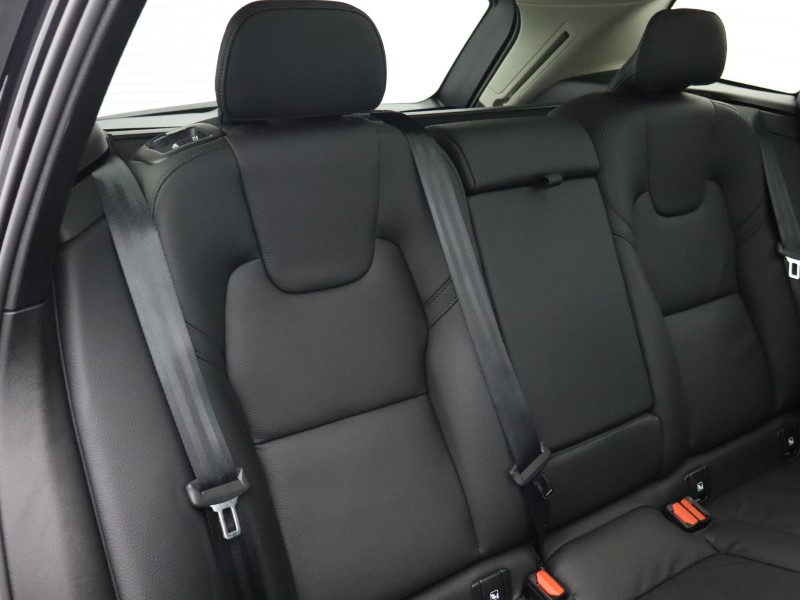 2025 (25) VOLVO XC60 2.0 T6 [350] RC PHEV Plus Dark 5dr AWD Geartronic  4894493