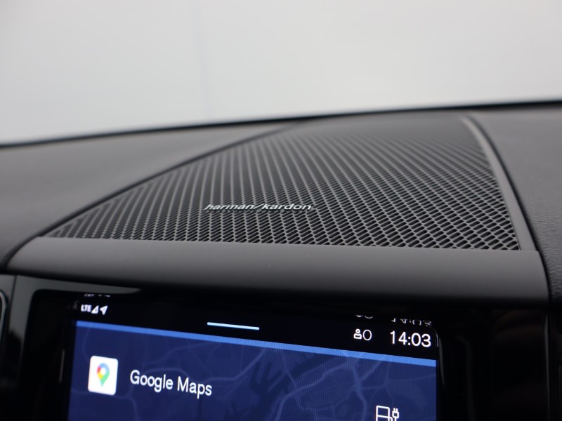 2025 (25) VOLVO XC60 2.0 T6 [350] RC PHEV Plus Dark 5dr AWD Geartronic  4894521