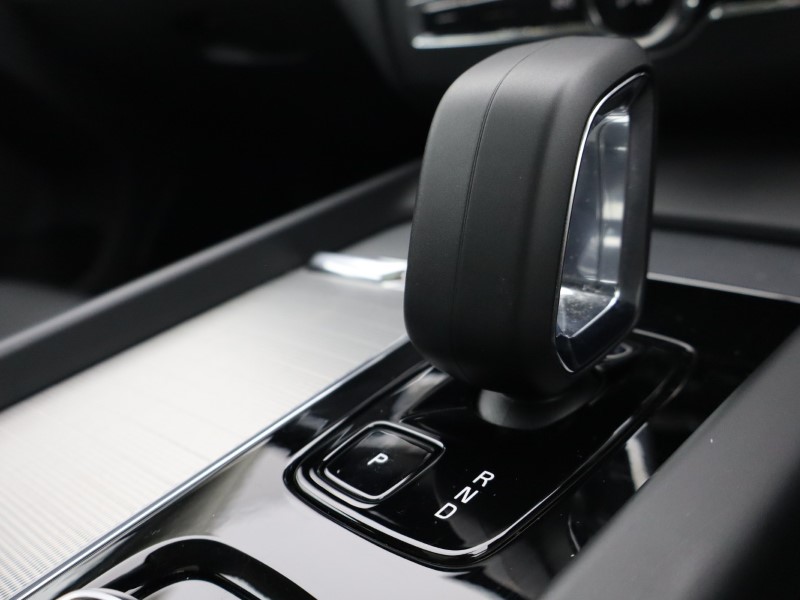 2025 (25) VOLVO XC60 2.0 T6 [350] RC PHEV Plus Dark 5dr AWD Geartronic  4894518