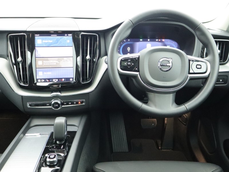 2025 (25) VOLVO XC60 2.0 T6 [350] RC PHEV Plus Dark 5dr AWD Geartronic  4894498