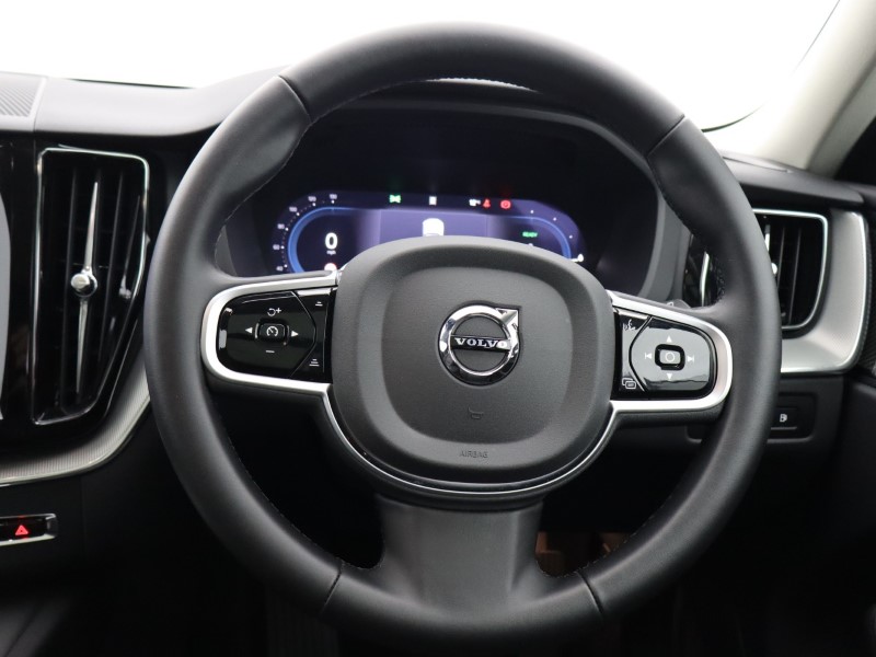 2025 (25) VOLVO XC60 2.0 T6 [350] RC PHEV Plus Dark 5dr AWD Geartronic  4894500