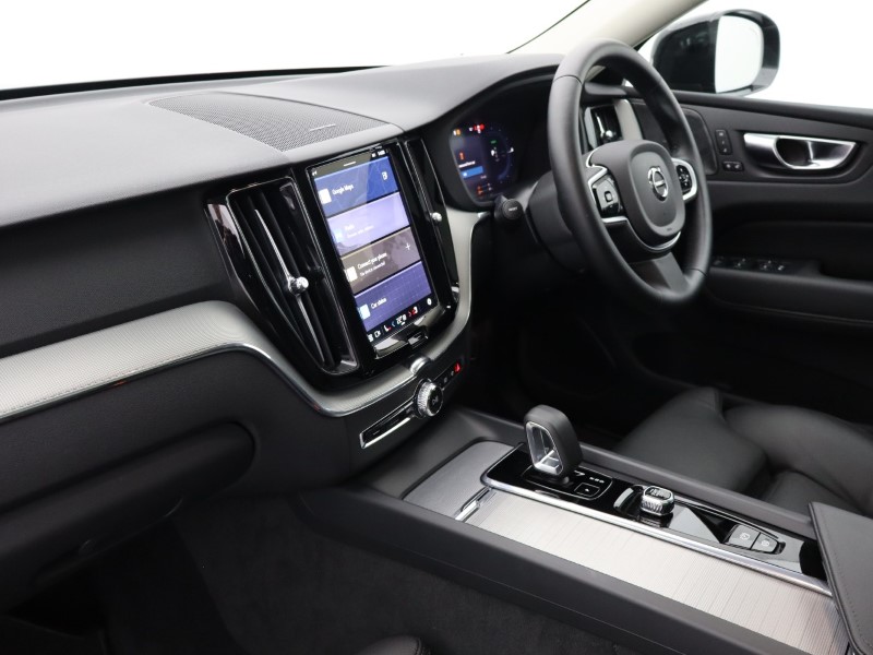 2025 (25) VOLVO XC60 2.0 T6 [350] RC PHEV Plus Dark 5dr AWD Geartronic  4894508
