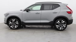 2025 (25) VOLVO XC40 2.0 B4P Ultra Dark 5dr Auto *VAT QUALIFYING* 4878868