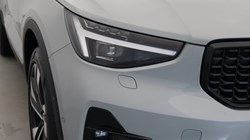 2025 (25) VOLVO XC40 2.0 B4P Ultra Dark 5dr Auto *VAT QUALIFYING* 4878872