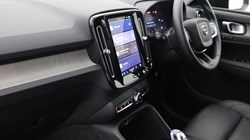 2025 (25) VOLVO XC40 2.0 B4P Ultra Dark 5dr Auto *VAT QUALIFYING* 4878904