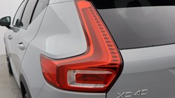 2025 (25) VOLVO XC40 2.0 B4P Ultra Dark 5dr Auto *VAT QUALIFYING* 4878878