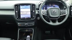 2025 (25) VOLVO XC40 2.0 B4P Ultra Dark 5dr Auto *VAT QUALIFYING* 4878911