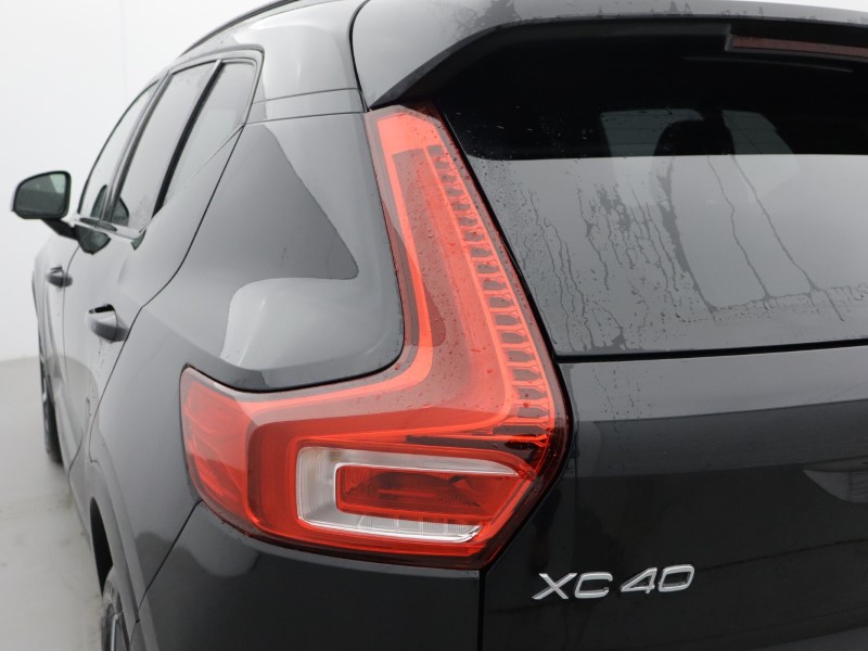 2025 (25) VOLVO XC40 2.0 B3P Plus Dark 5dr Auto  *VAT QUALIFYING* 4934532